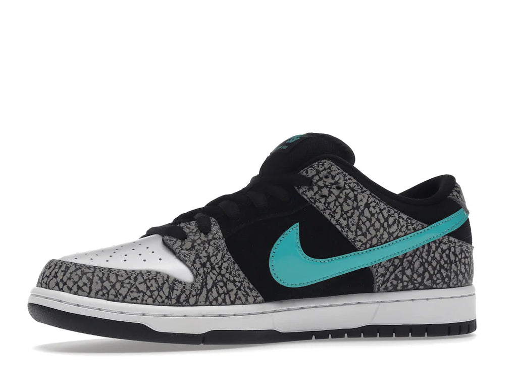 Nike SB Dunk Low atmos Elephant
