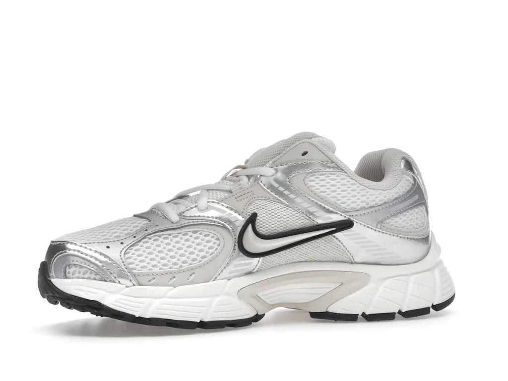 Nike V5 RNR Sail Light Orewood Brown (Damen)