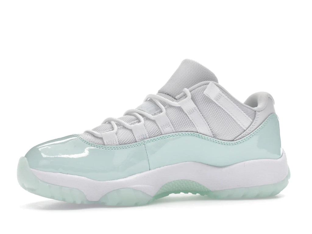 Jordan 11 Retro Low Igloo (Damen)