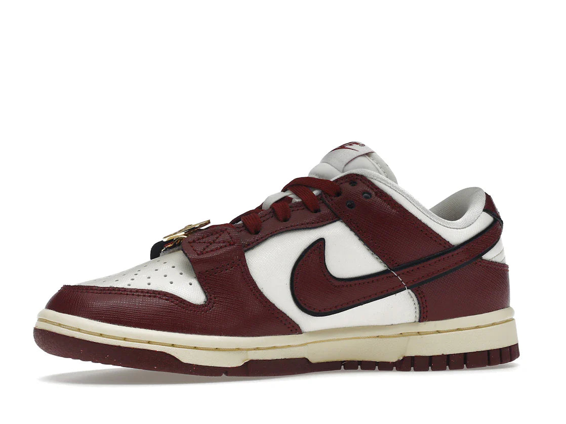 Nike Dunk Low SE Sisterhood Sail Team Red (Damen)