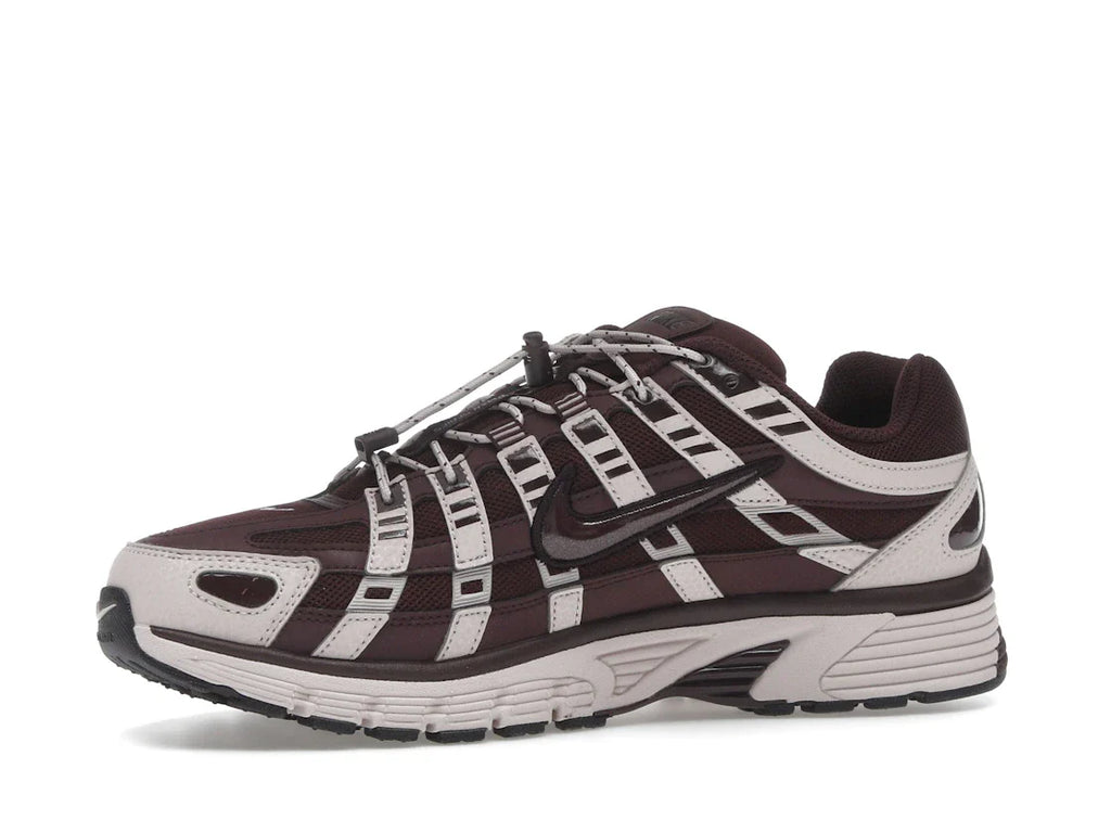 Nike P-6000 Silt Red Burgundy Crush (Damen)