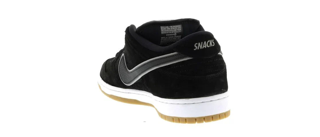 Nike SB Dunk Low Quartersnacks