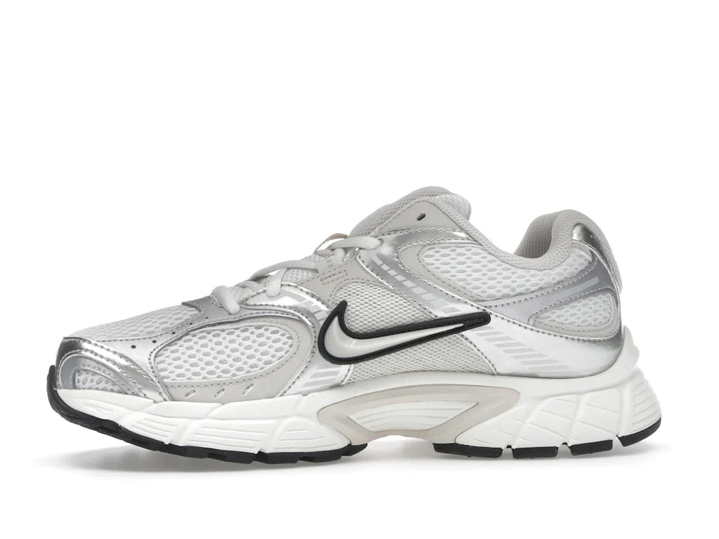 Nike V5 RNR Sail Light Orewood Brown (Damen)
