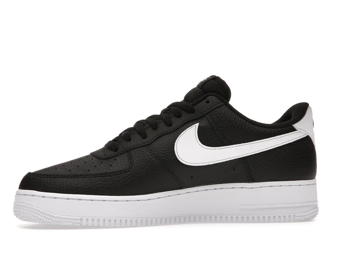 Nike Air Force 1 Low '07 Schwarz Weiß Genarbtes Leder