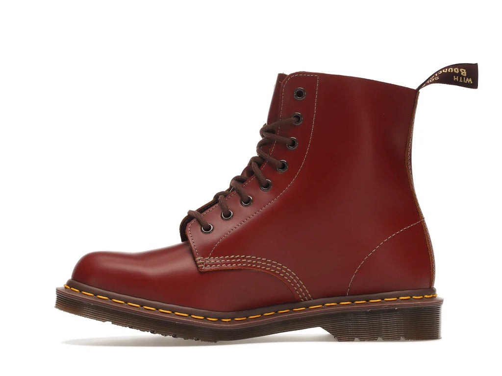 Dr. Martens 1460 Vintage Schnürstiefel, hergestellt in England, oxbloodfarben, Quilon