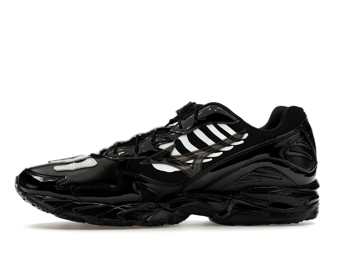 Mizuno Wave Rider 10 x Sabotage (SBTG) Schwarz Schwarz Weiß