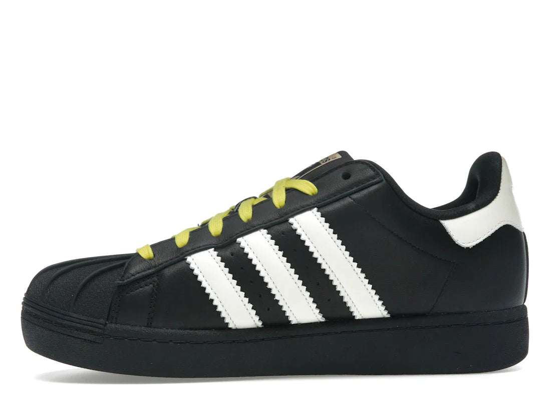adidas Superstar 92 von Pharrell, Schwarz/Weiß