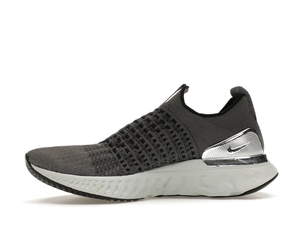 Nike React Phantom Run Flyknit 2 Eisengrau Silber