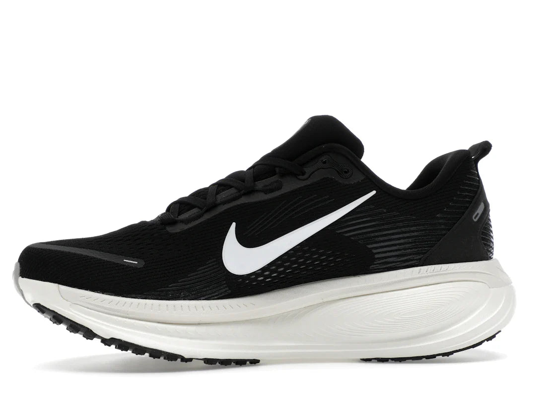 Nike Vomero 18 Schwarz, Kokosmilch, Hellgrau, Weiß