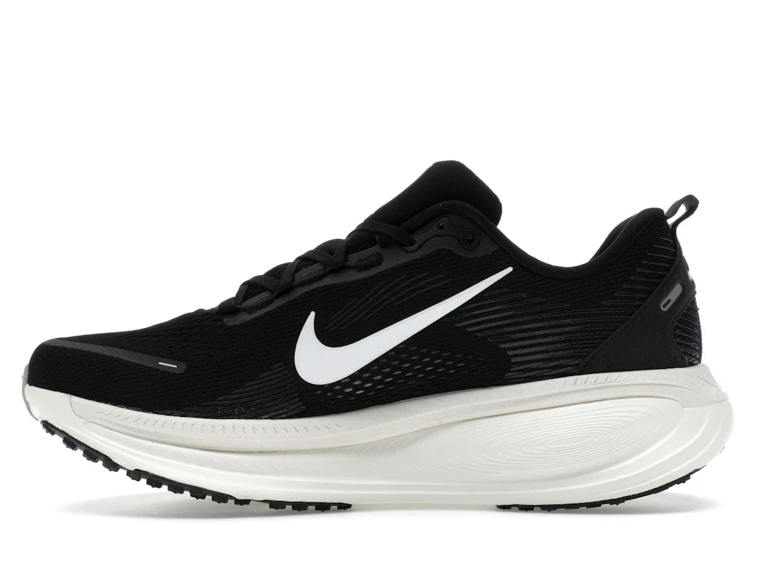 Nike Vomero 18 Schwarz, Kokosmilch, Hellgrau, Weiß