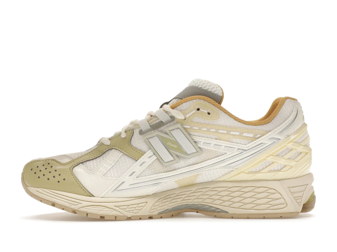 New Balance 1906R Lunar New Year Weiß