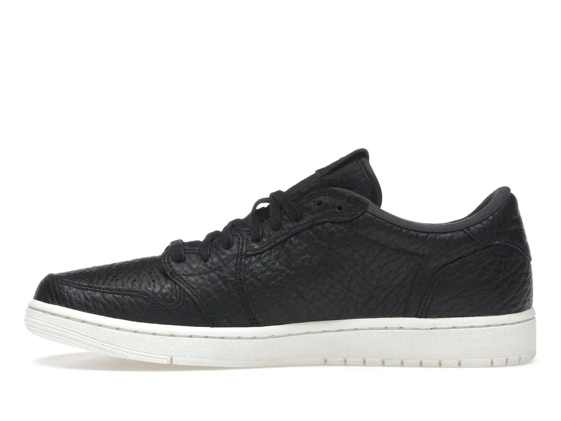 Jordan 1 Retro Low Swooshless Schwarz (2025)