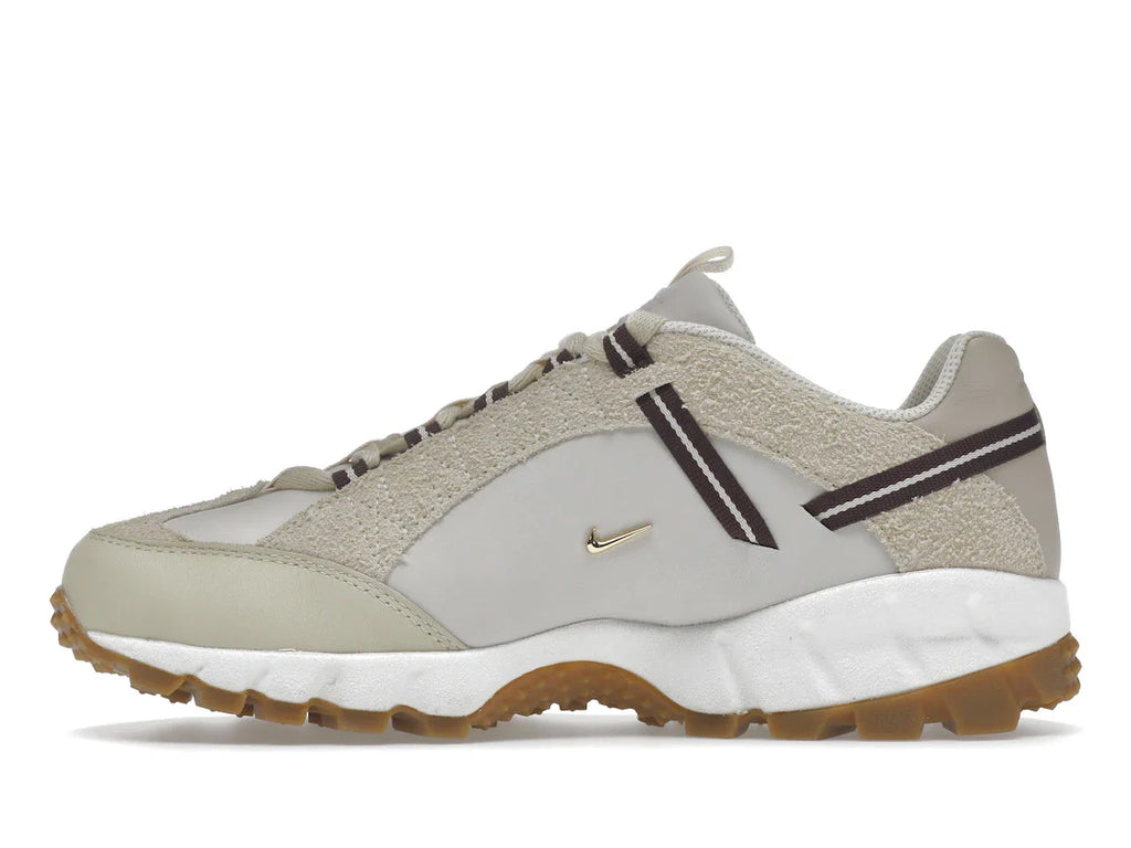 Nike Air Humara LX Jacquemus Light Bone Gold (Damen)