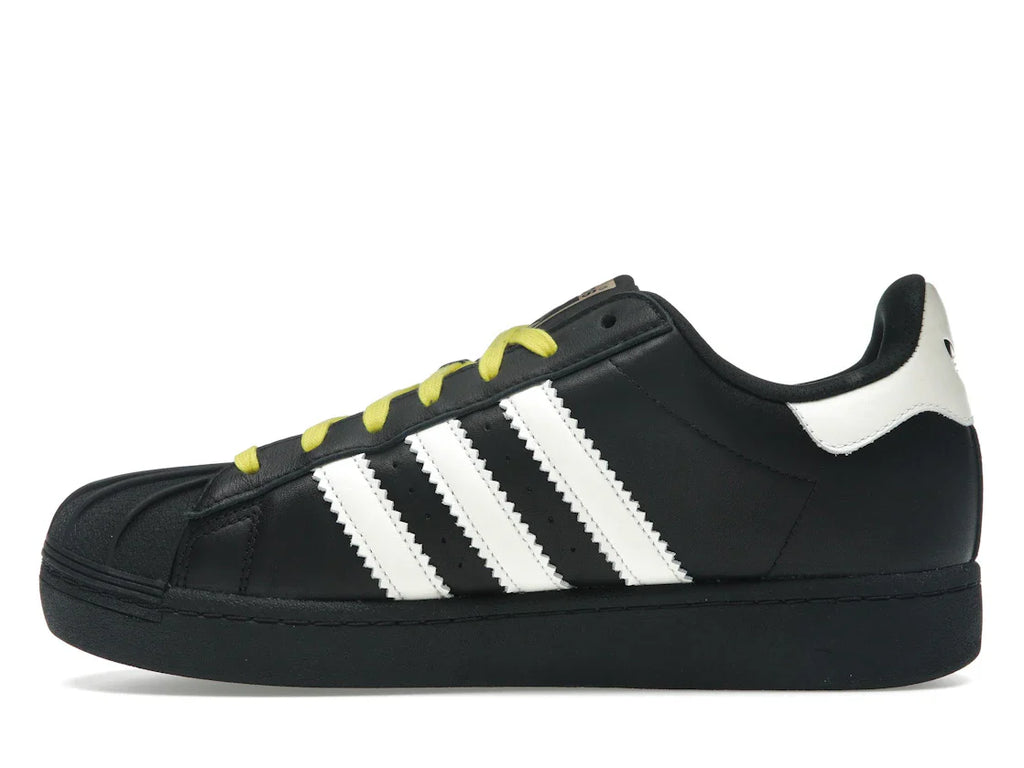 adidas Superstar 92 von Pharrell, Schwarz/Weiß