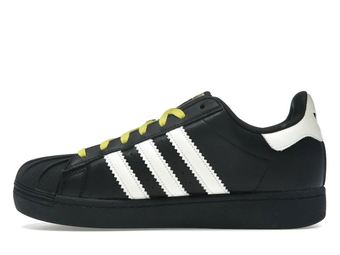adidas Superstar 92 von Pharrell, Schwarz/Weiß