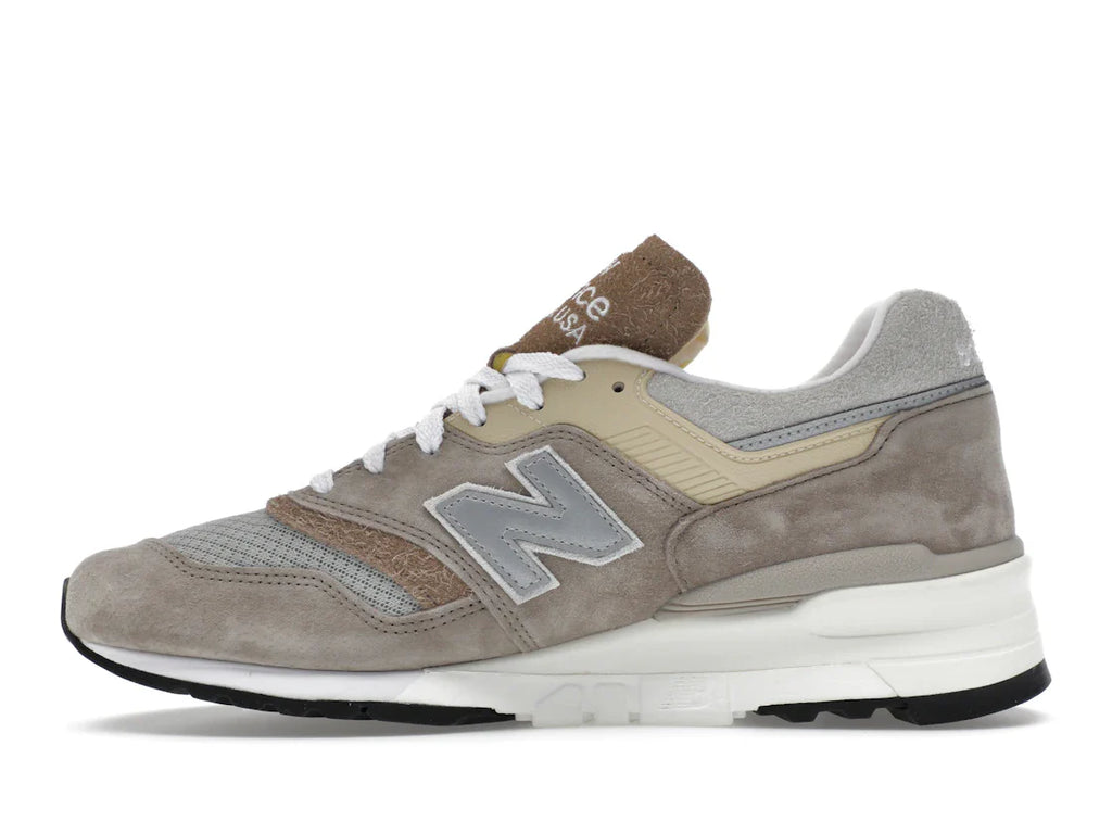 New Balance 997 MiUSA Light Mushroom Mirage Gray