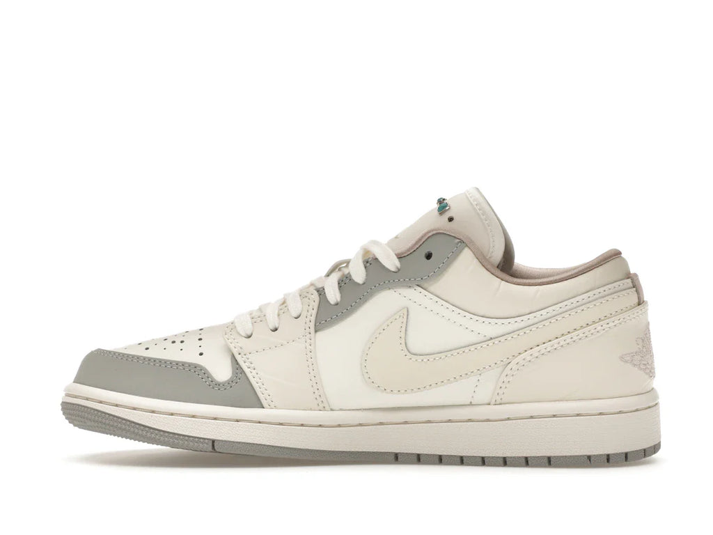 Jordan 1 Low Sail Soft Pearl (Damen)
