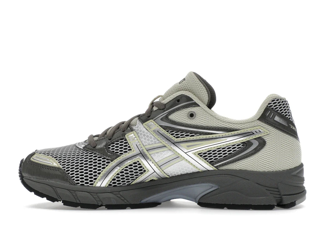 ASICS Gel-DS Trainer 14 Trüffelgrau