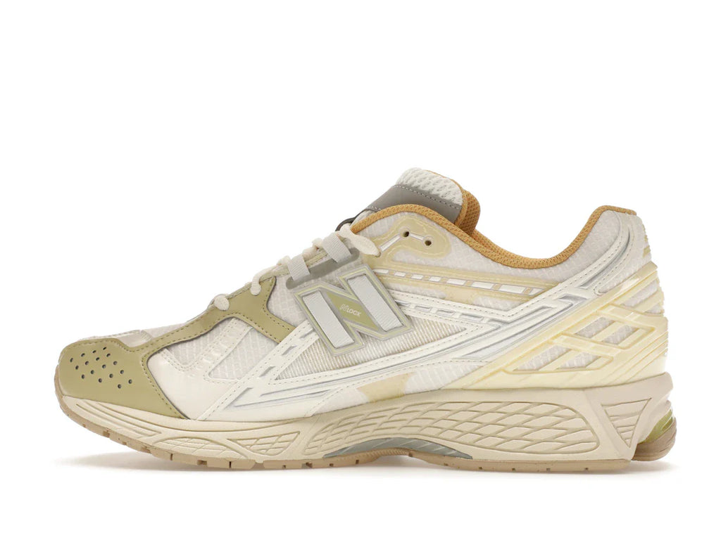 New Balance 1906R Lunar New Year Weiß