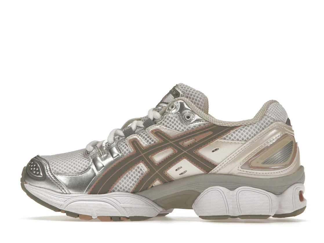 ASICS Gel-Nimbus 9 White Oatmeal (Damen)