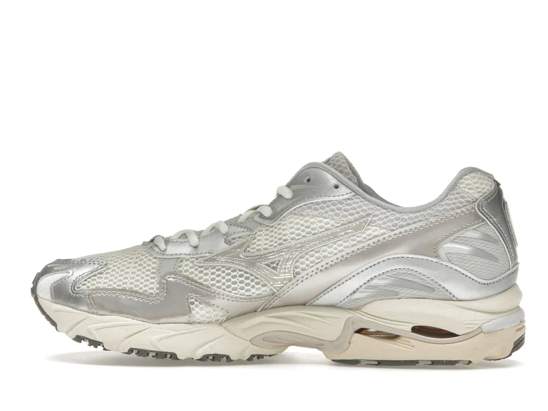 Mizuno Wave Rider 10 Metallic Schneeweiß