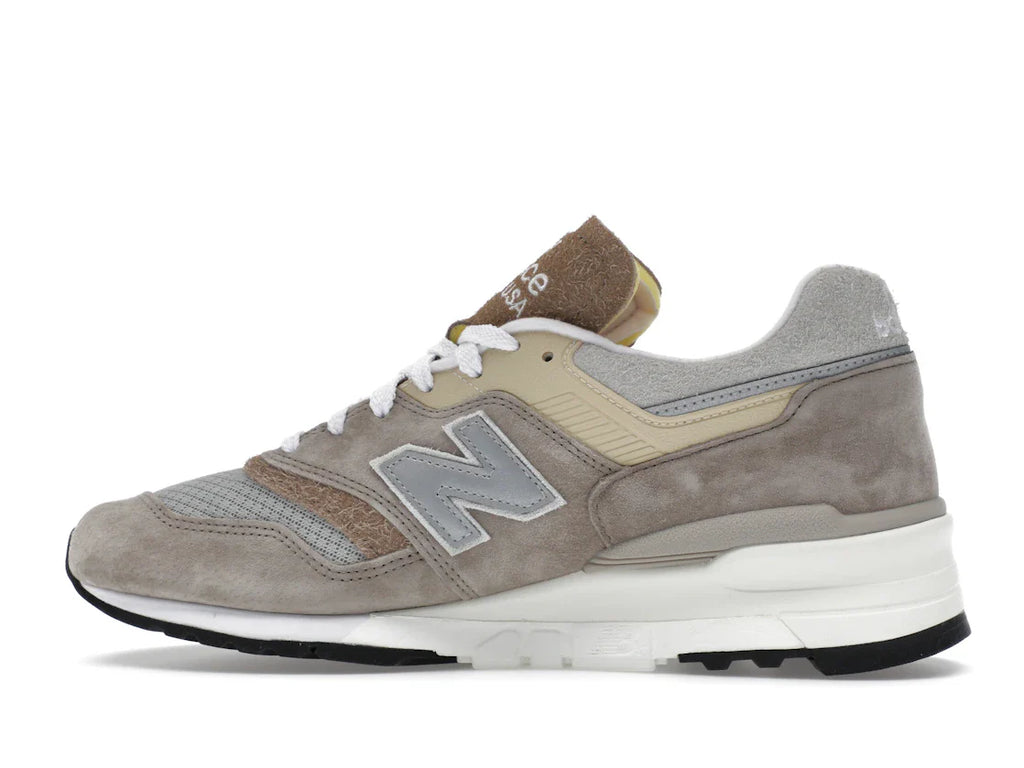 New Balance 997 MiUSA Light Mushroom Mirage Gray