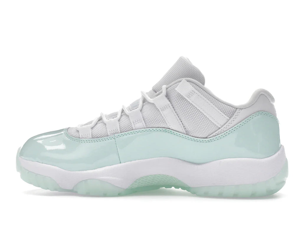 Jordan 11 Retro Low Igloo (Damen)