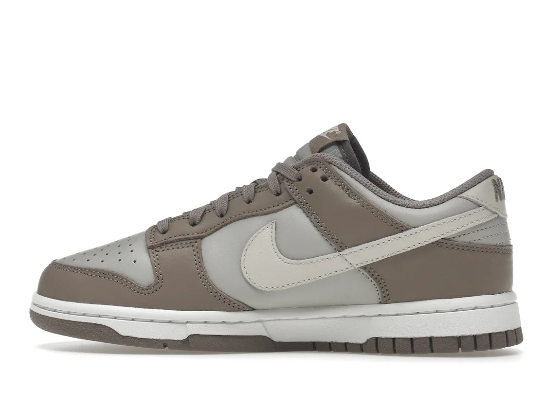 Nike Dunk Low Bone Beige (Damen)