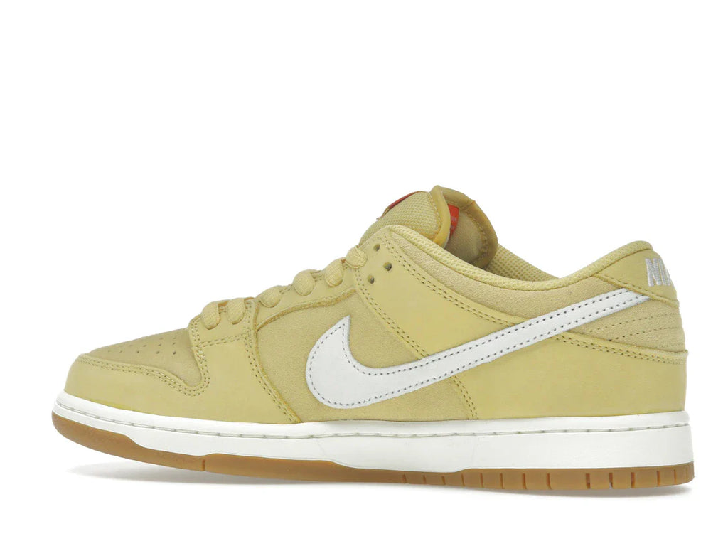 Nike SB Dunk Low Saturn Gold