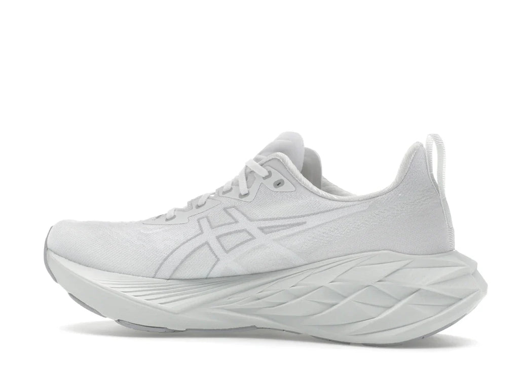 ASICS Novablast 4 Weiß Hellmint