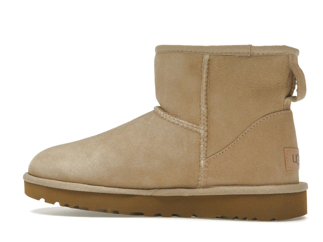 UGG Classic Mini II Stiefel Sand (Damen)