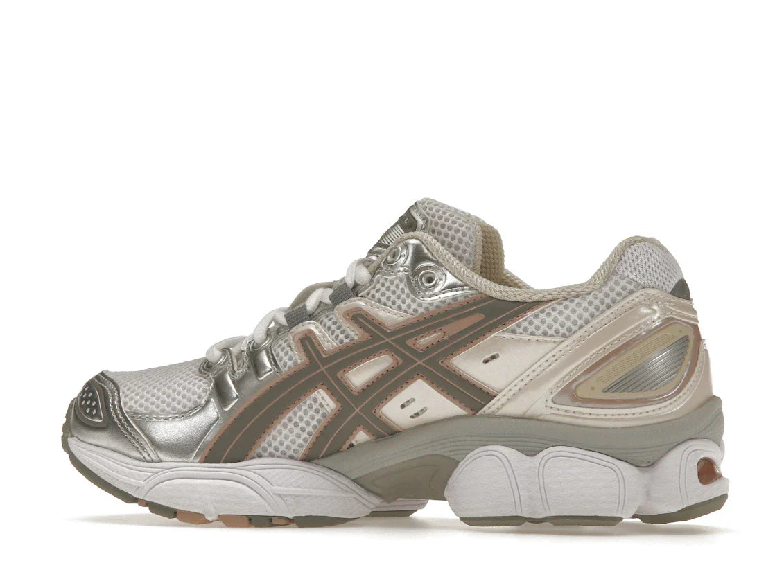 ASICS Gel-Nimbus 9 White Oatmeal (Damen)
