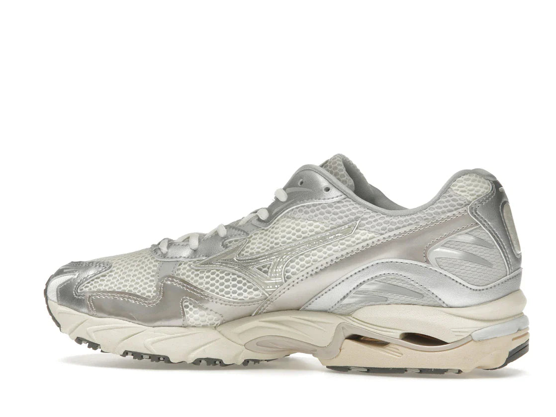 Mizuno Wave Rider 10 Metallic Schneeweiß
