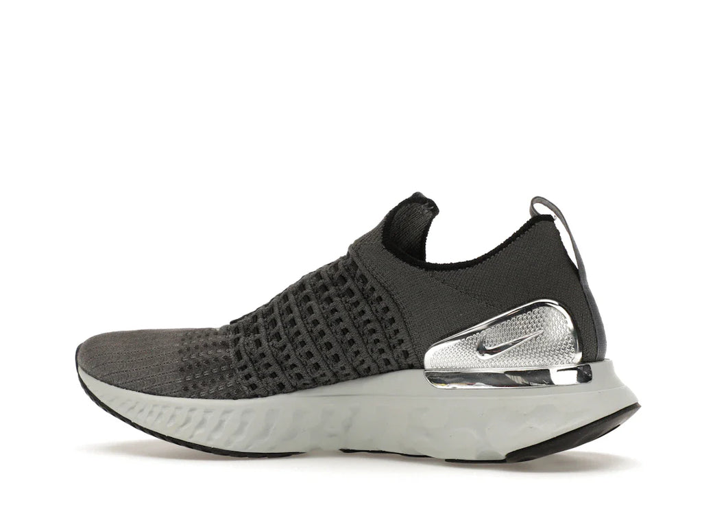 Nike React Phantom Run Flyknit 2 Eisengrau Silber