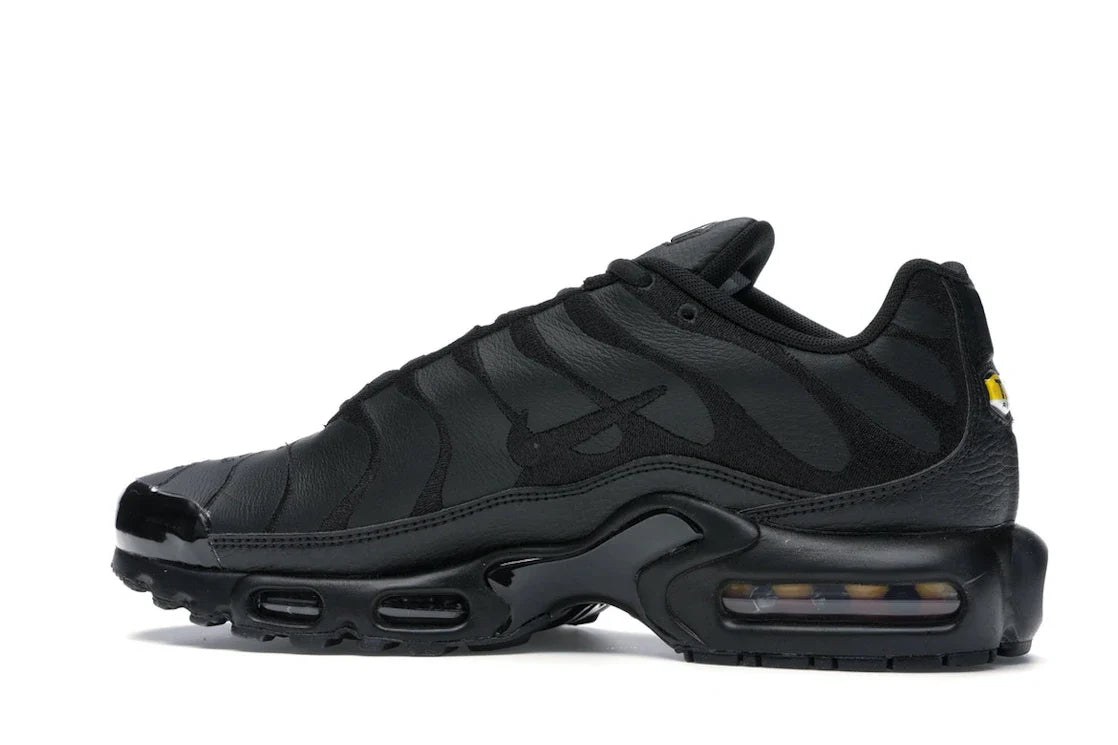 Nike Air Max Plus Triple Black Leather