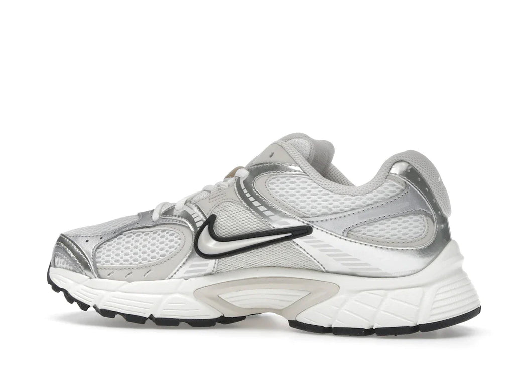 Nike V5 RNR Sail Light Orewood Brown (Damen)