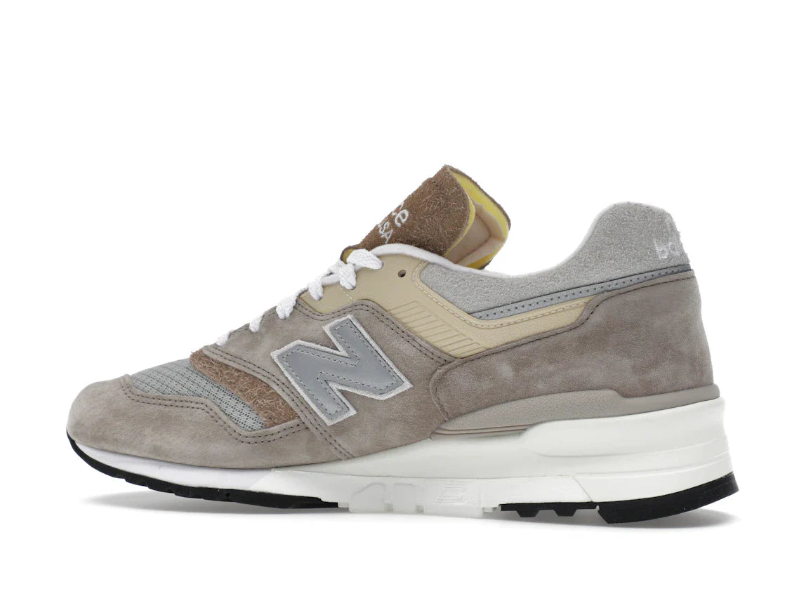 New Balance 997 MiUSA Light Mushroom Mirage Gray