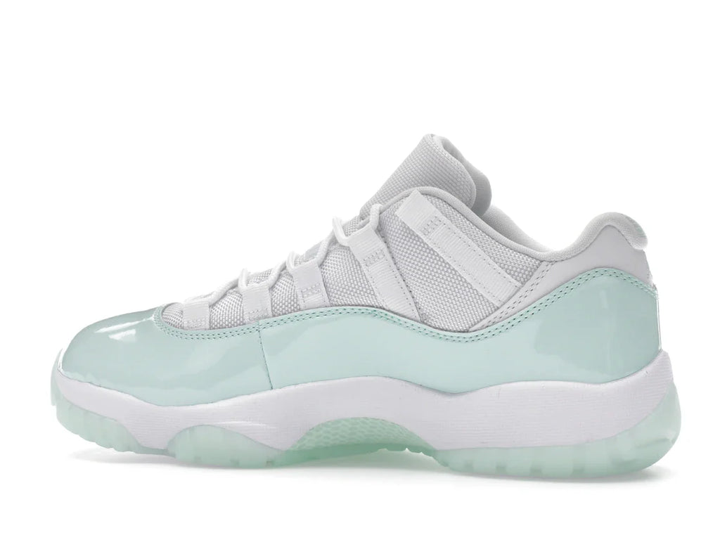 Jordan 11 Retro Low Igloo (Damen)
