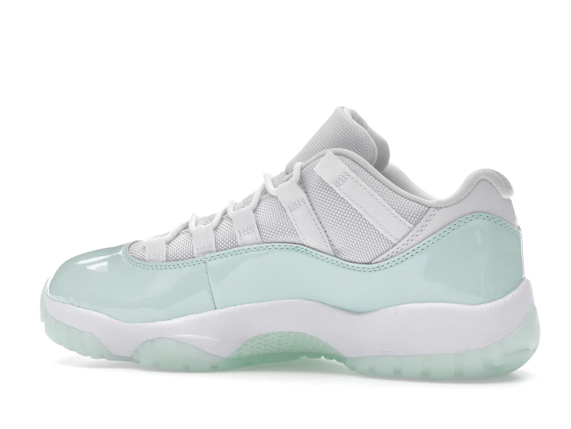 Jordan 11 Retro Low Igloo (Damen)