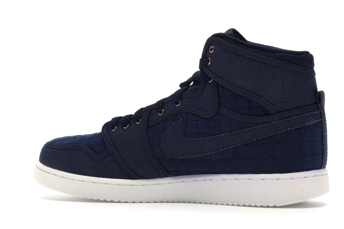 Jordan 1 Retro AJKO Blau Gesteppt