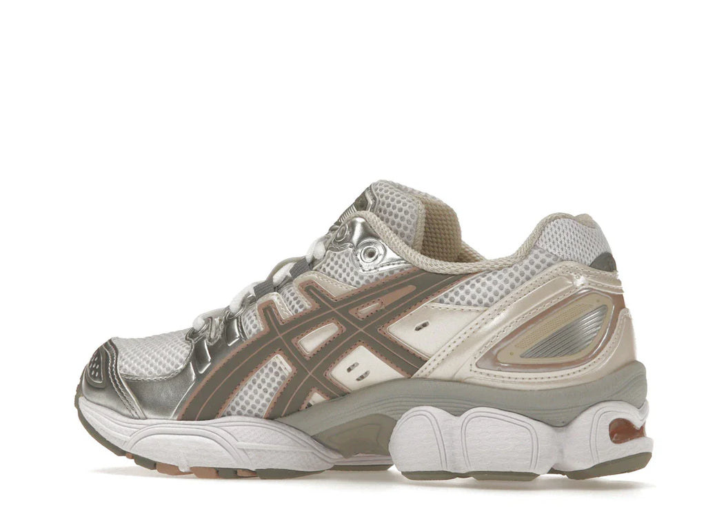 ASICS Gel-Nimbus 9 White Oatmeal (Damen)
