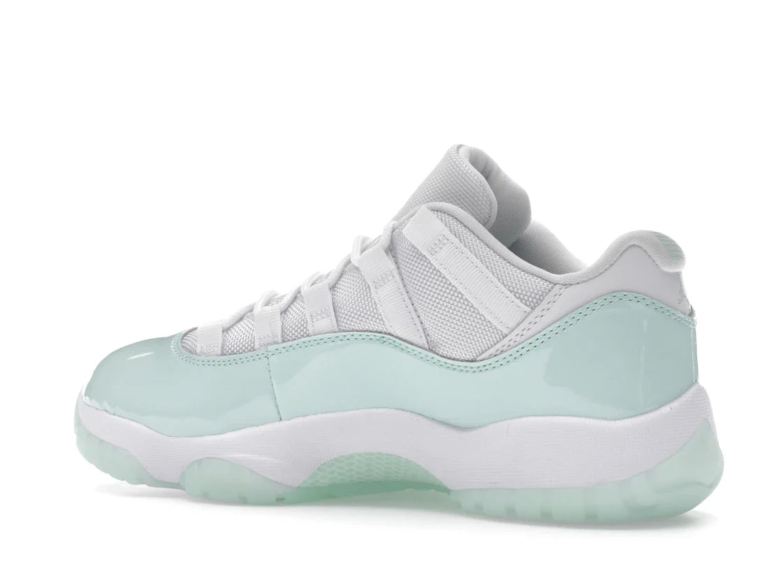Jordan 11 Retro Low Igloo (Damen)