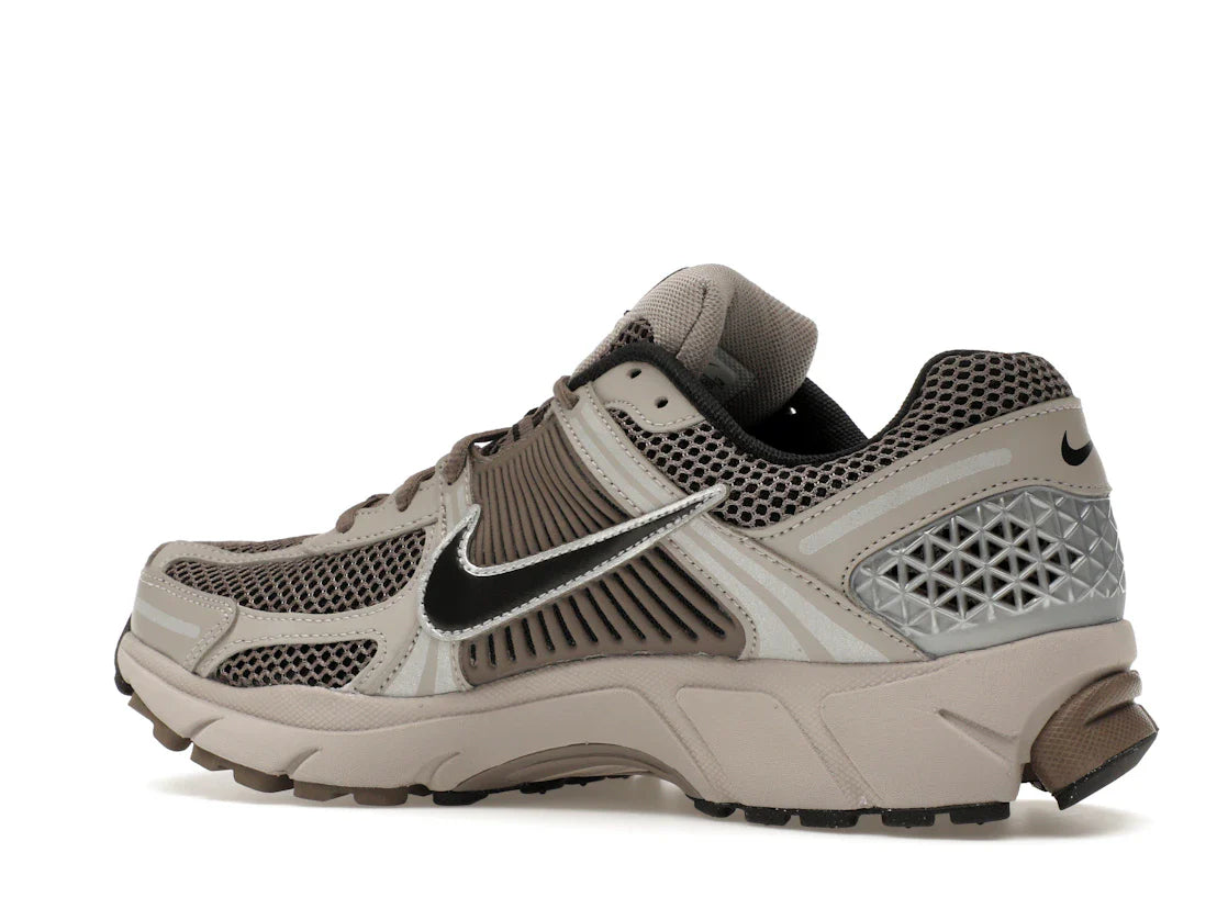 Nike Zoom Vomero 5 College Gray Cave Stone