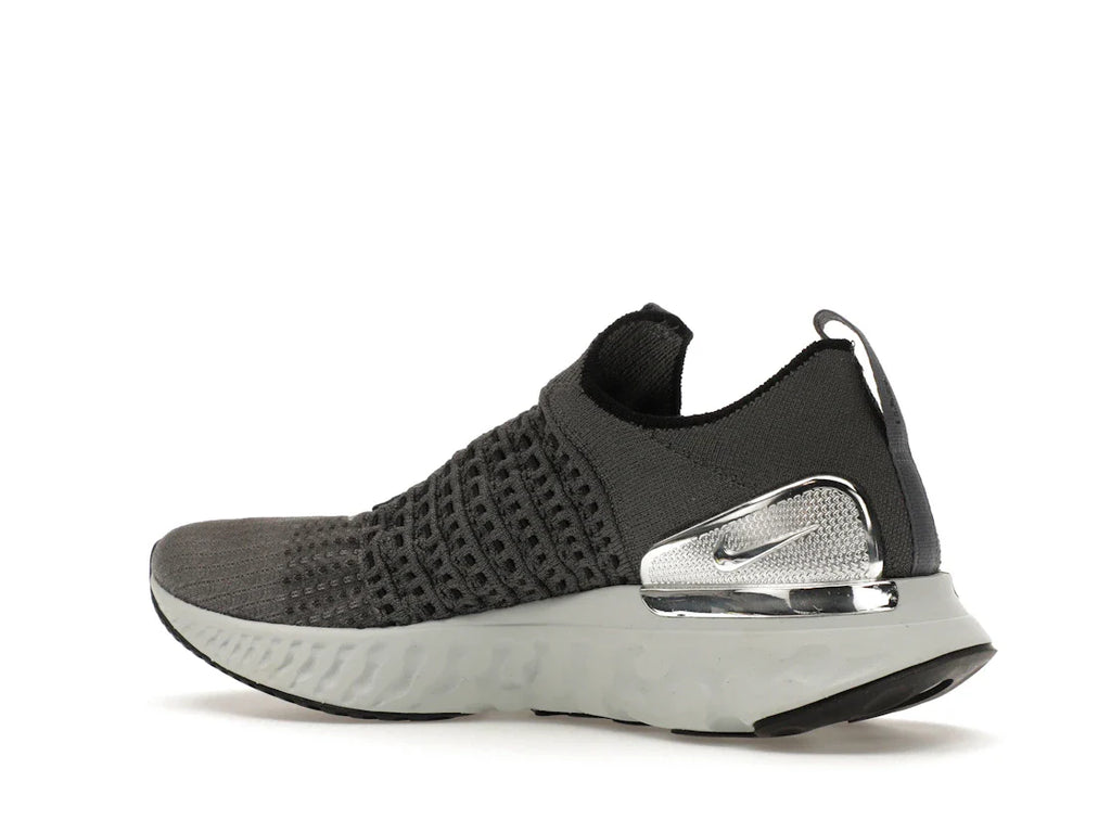Nike React Phantom Run Flyknit 2 Eisengrau Silber