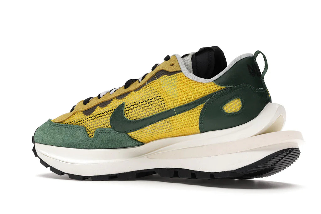 Nike Vaporwaffle Sacai Tour Gelb Stadion Grün