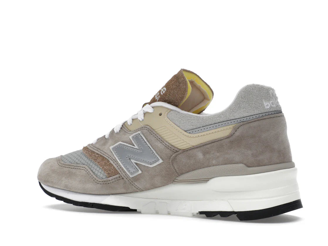 New Balance 997 MiUSA Light Mushroom Mirage Gray