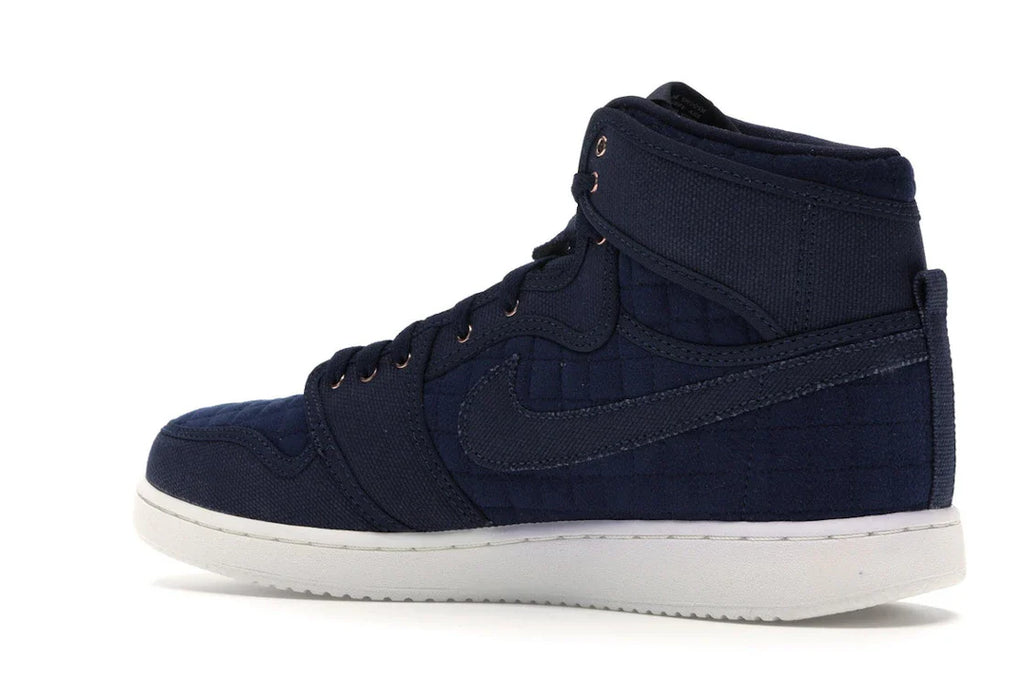 Jordan 1 Retro AJKO Blau Gesteppt