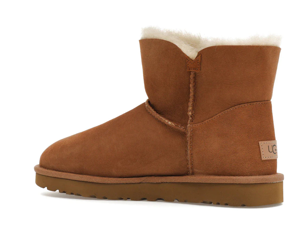 UGG Mini Bailey Button II Kastanie (Damen)