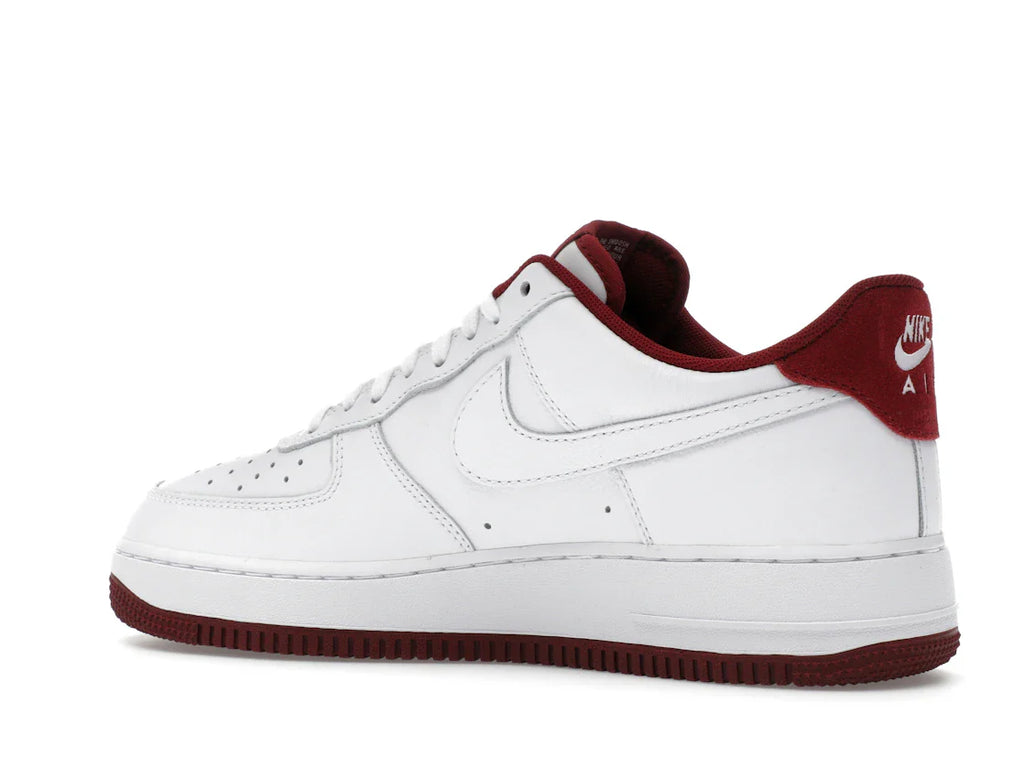Nike Air Force 1 Low '07 LV8 Weiß Team Rot