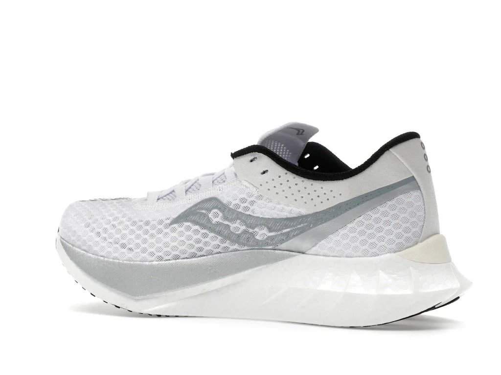 Saucony Endorphin Pro 4 Weiß Silber